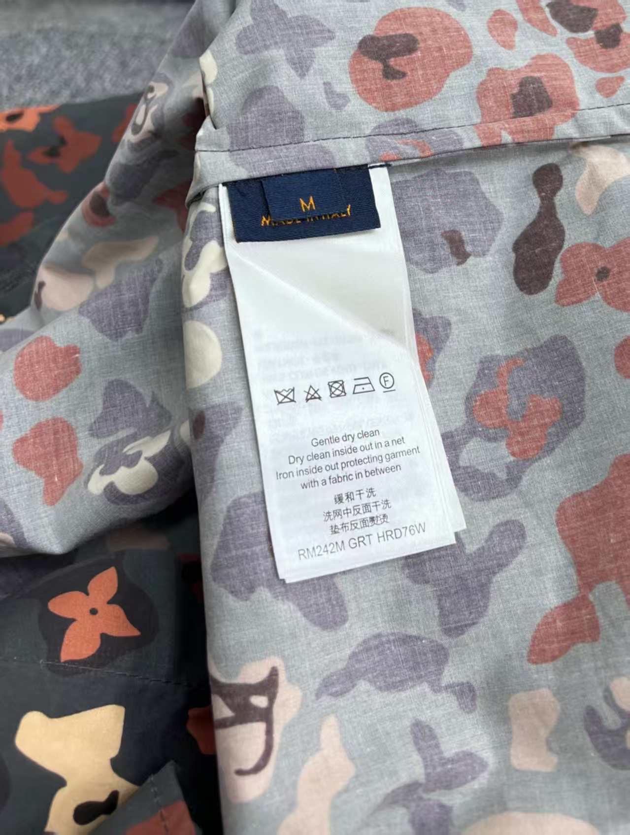 Flower short sleeved shirt