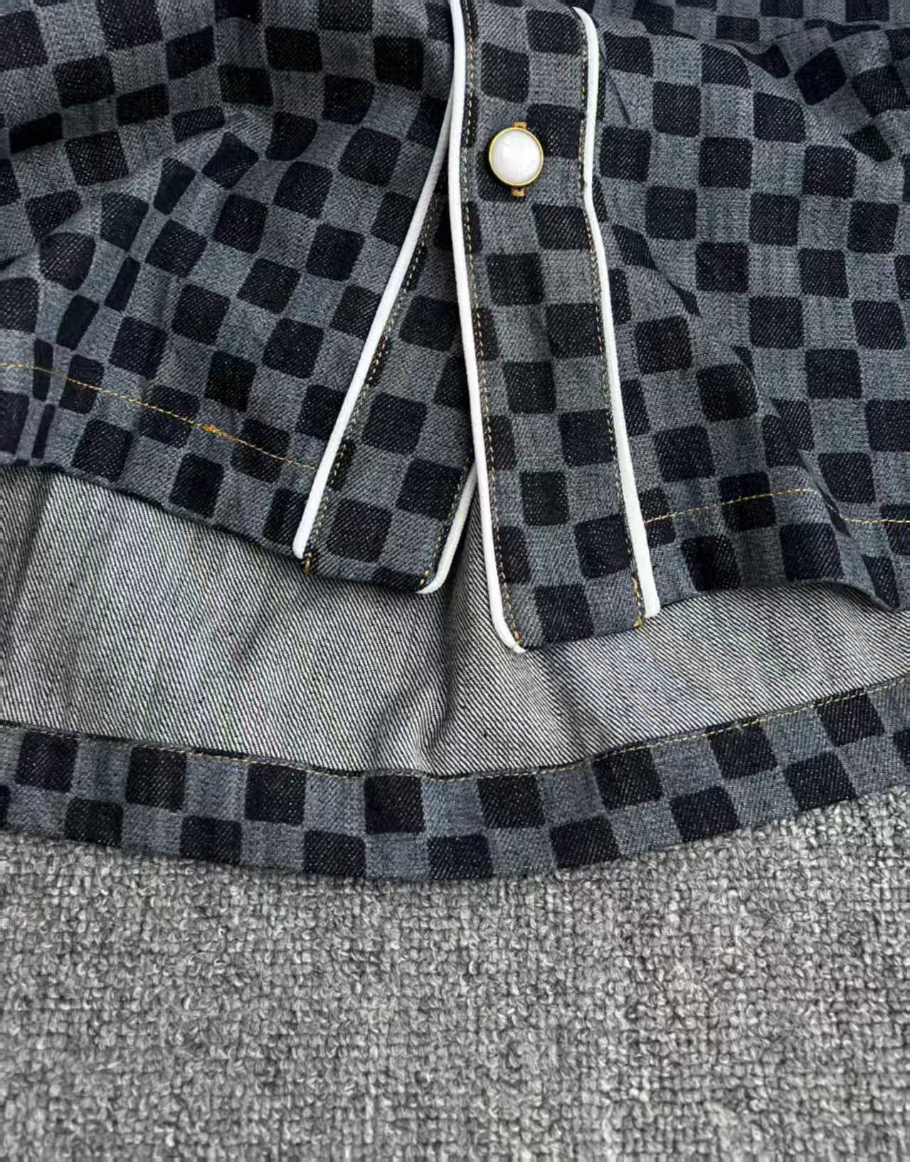 Checkered denim short sleeved jacket