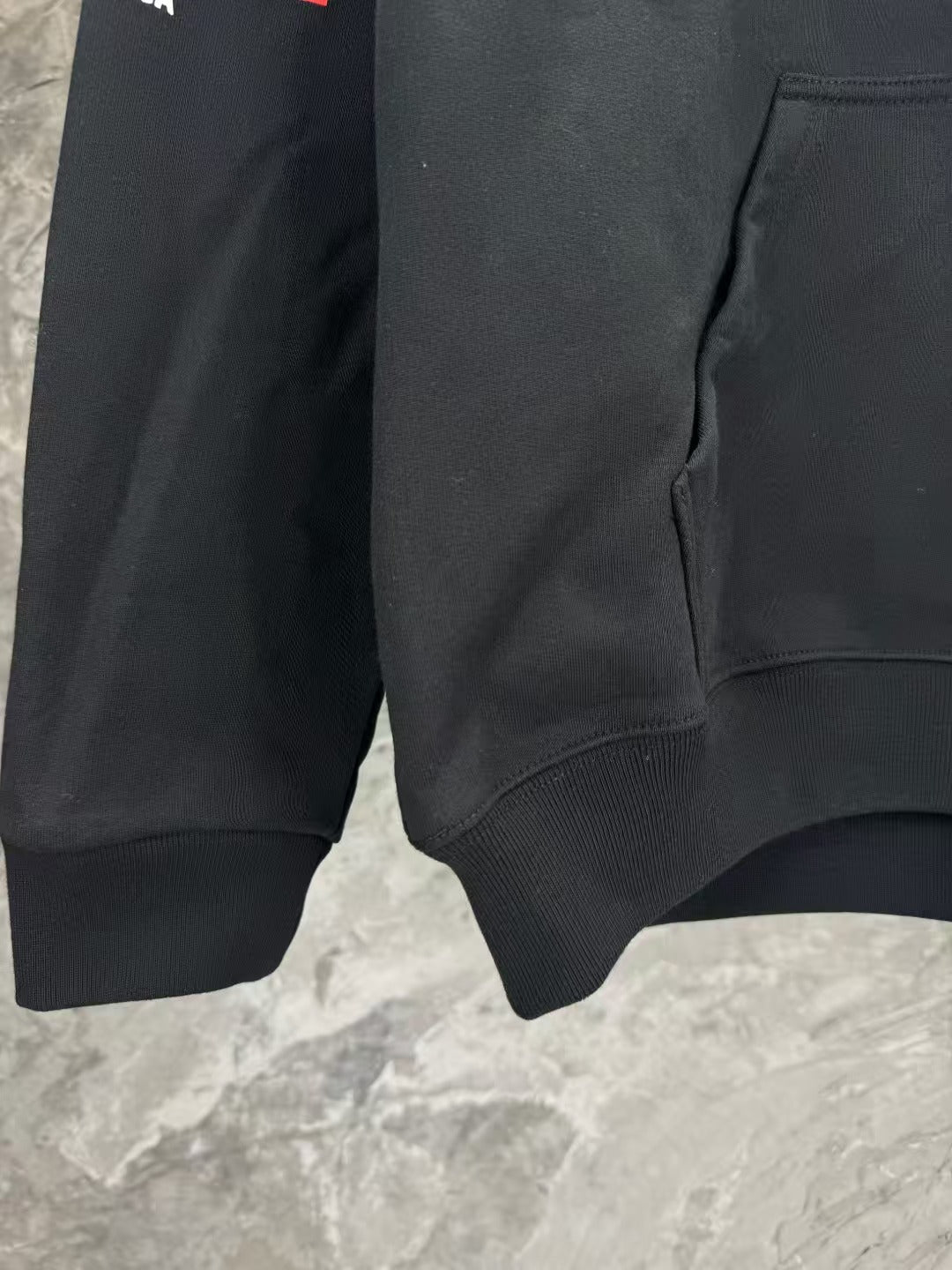 Hooded long sleeved sweatshirt
