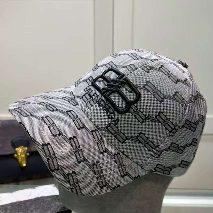 baseball cap