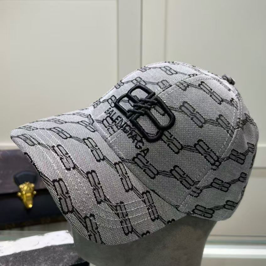 baseball cap