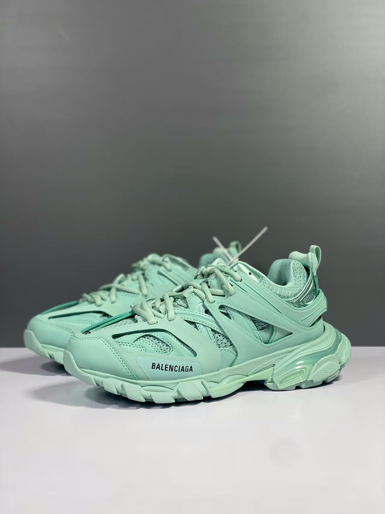 Third generation outdoor concept shoes