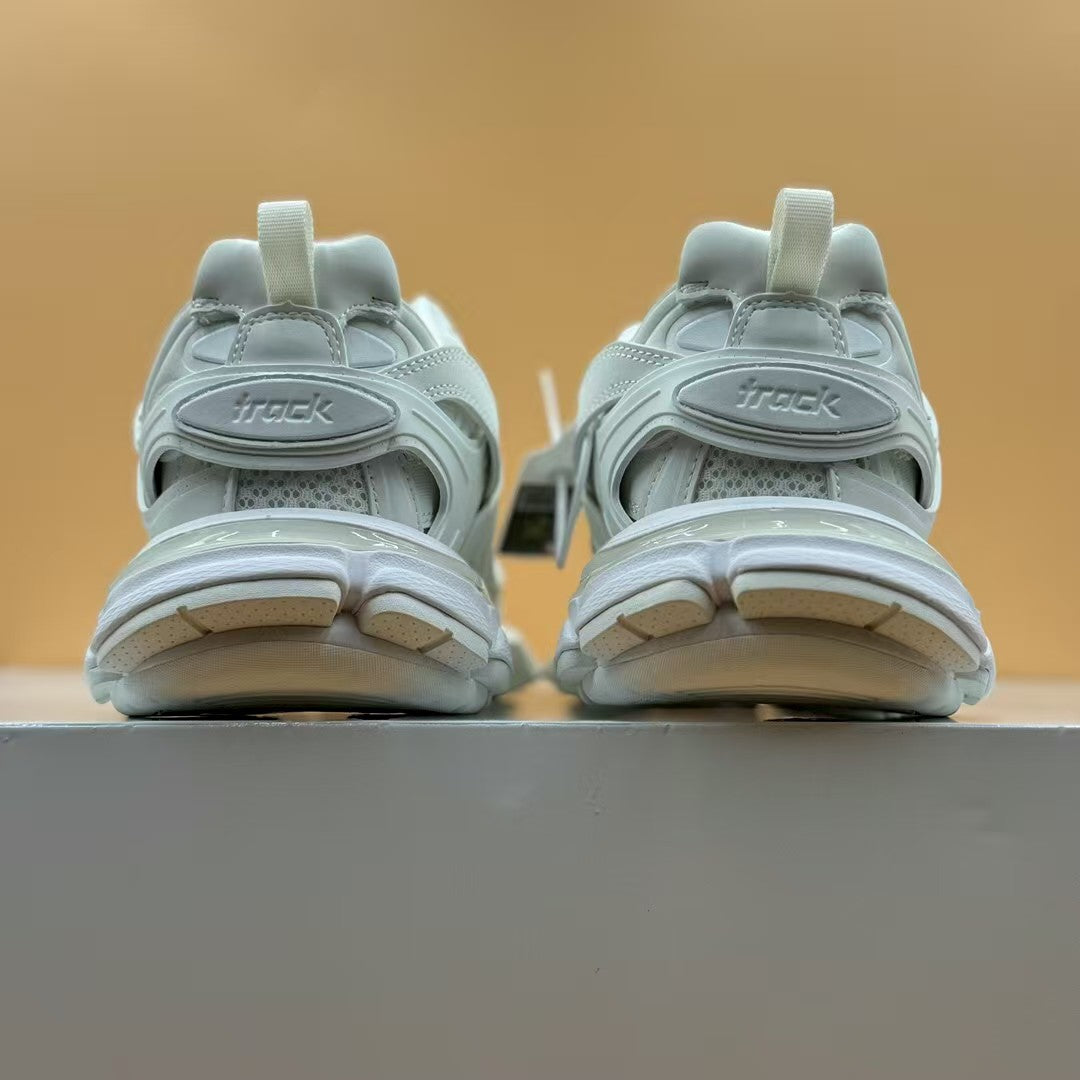 Third generation outdoor concept shoes