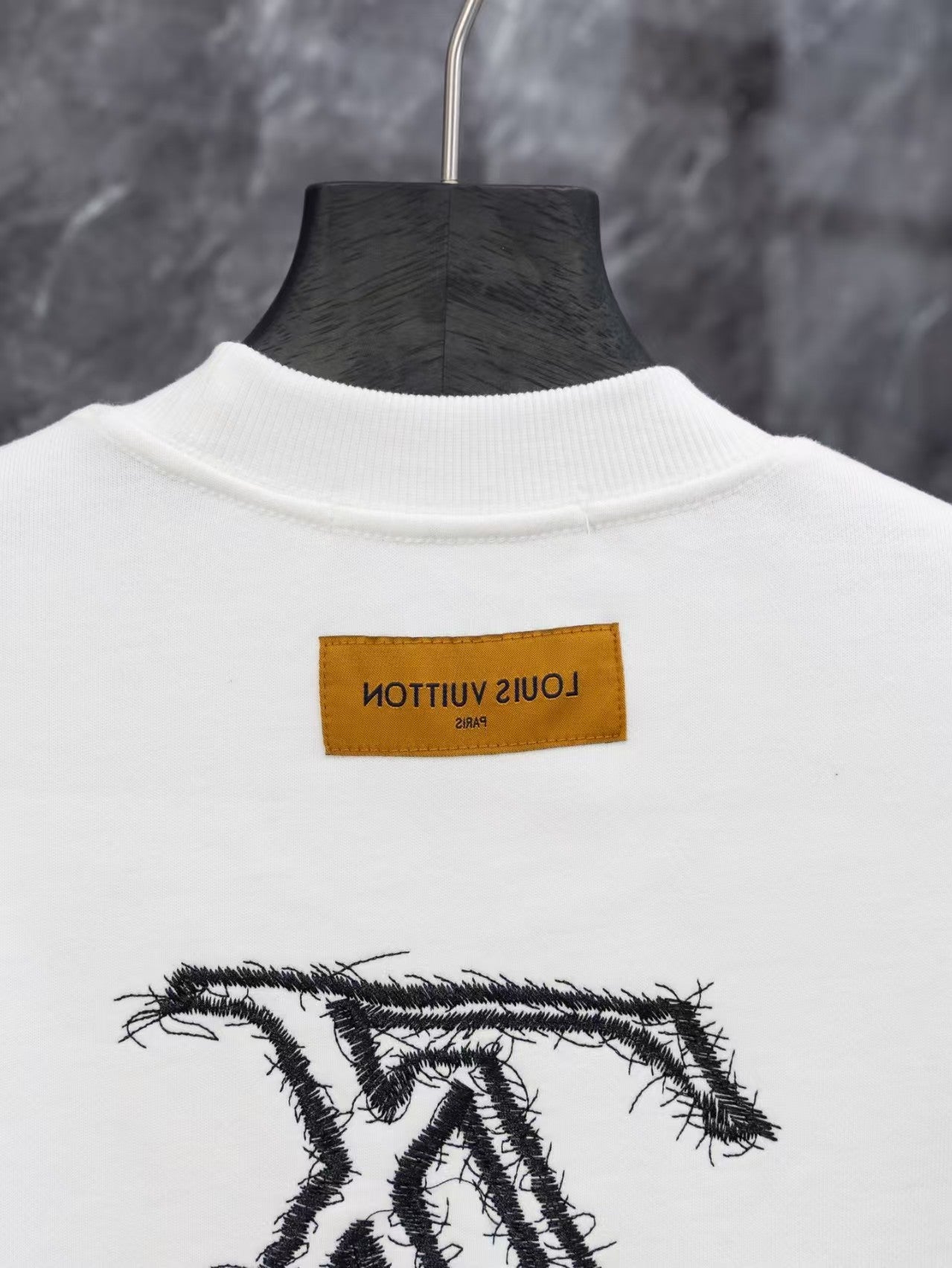 Classic embroidered round neck hoodie