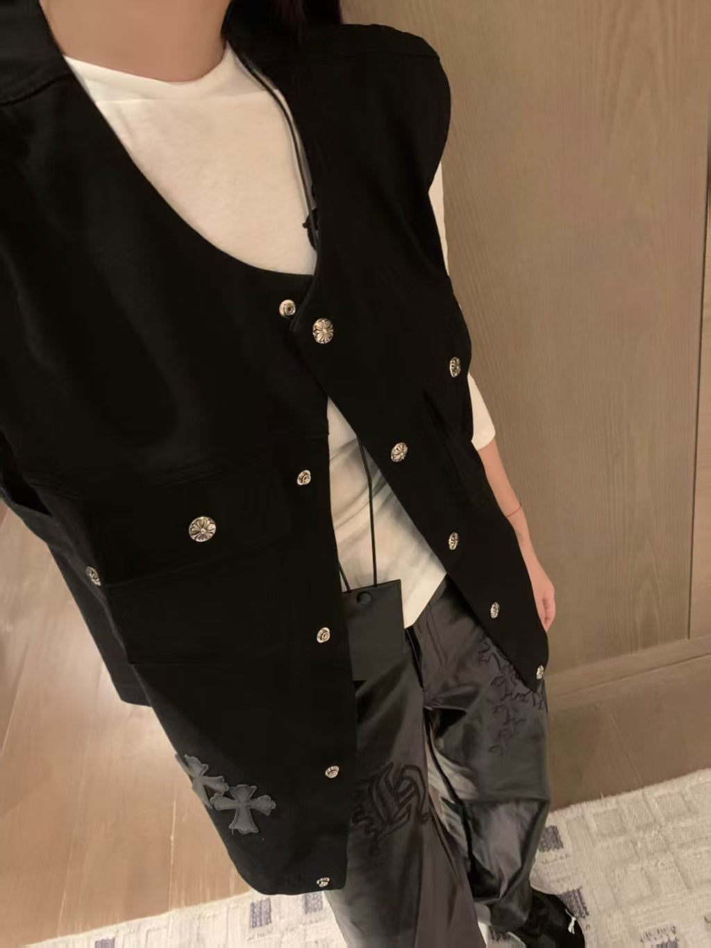 Hot stamping vest