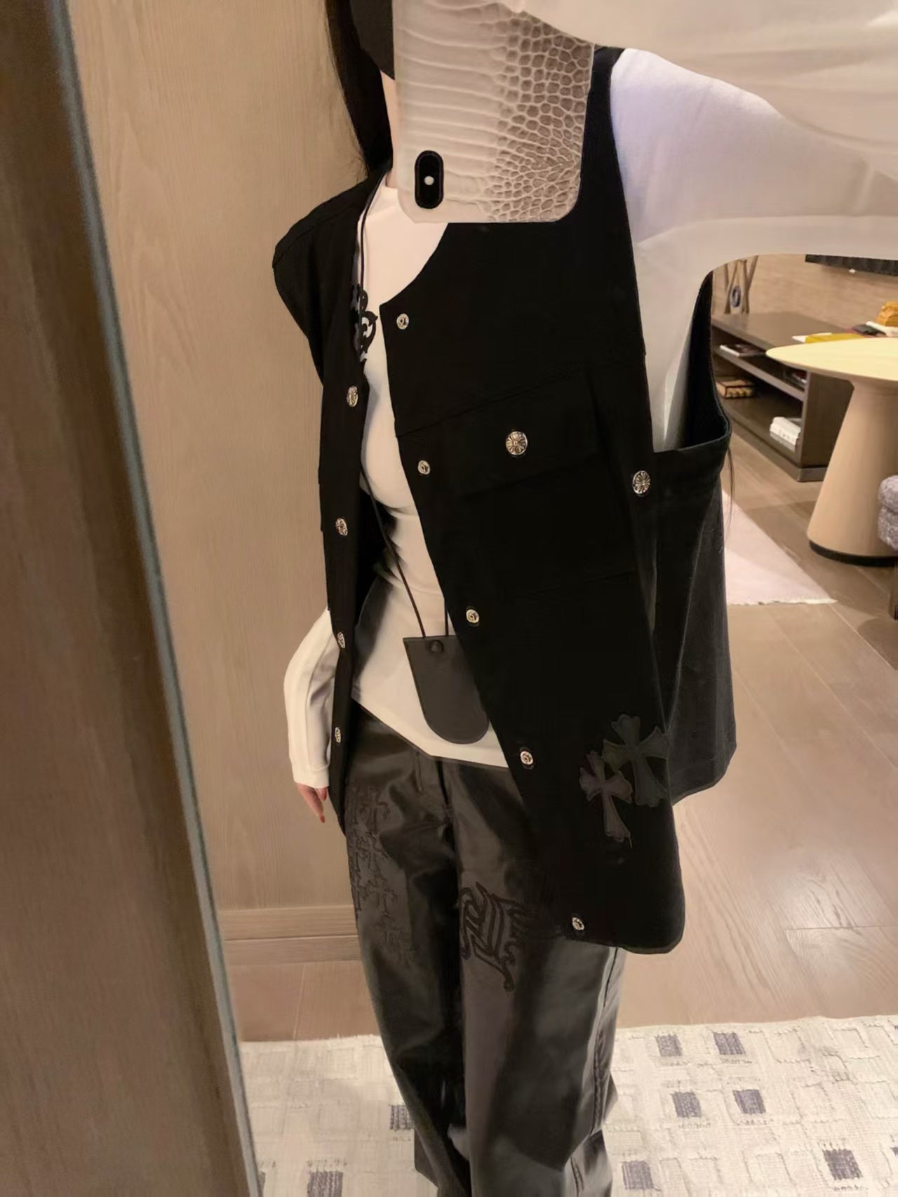 Hot stamping vest