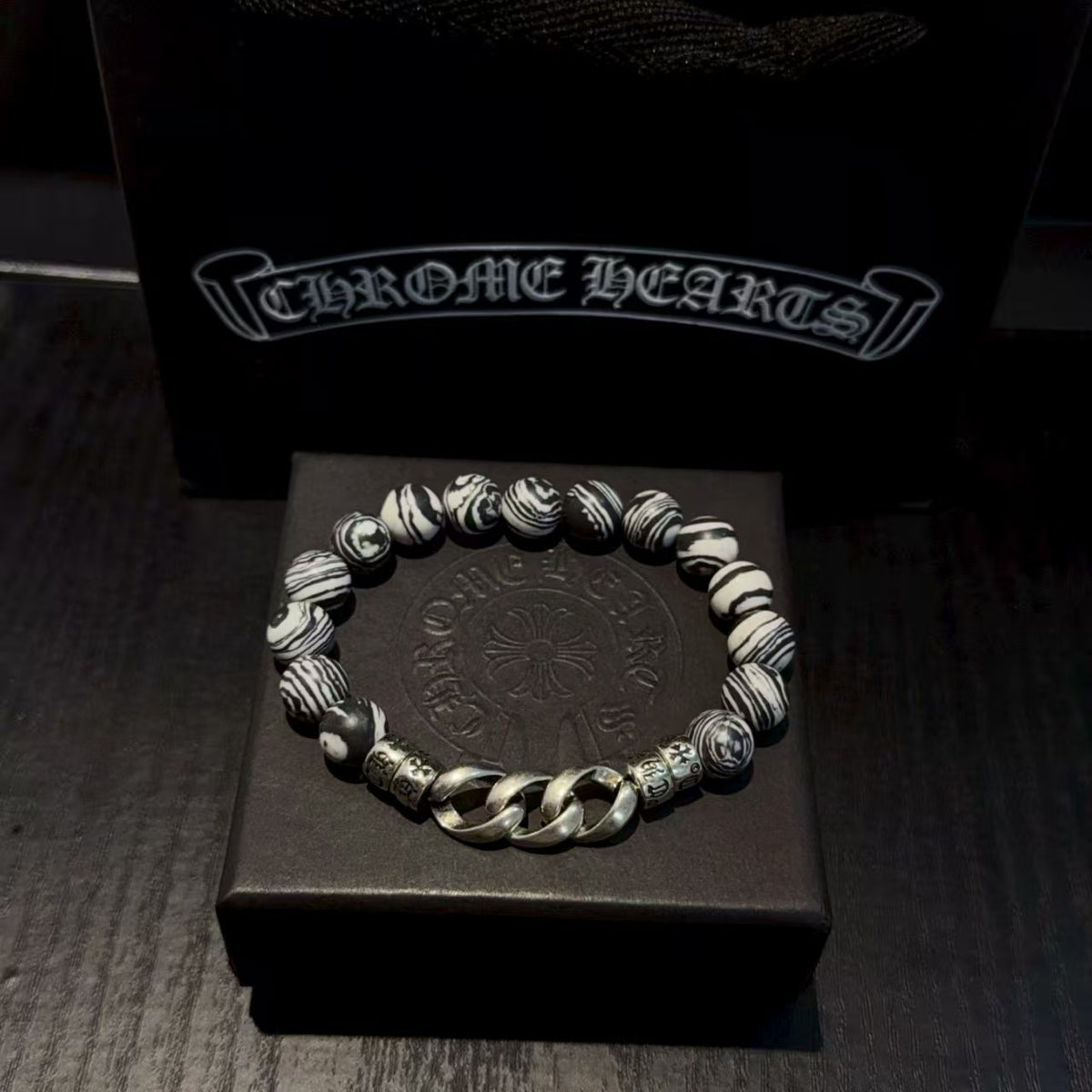 Classic retro multi-element bracelet