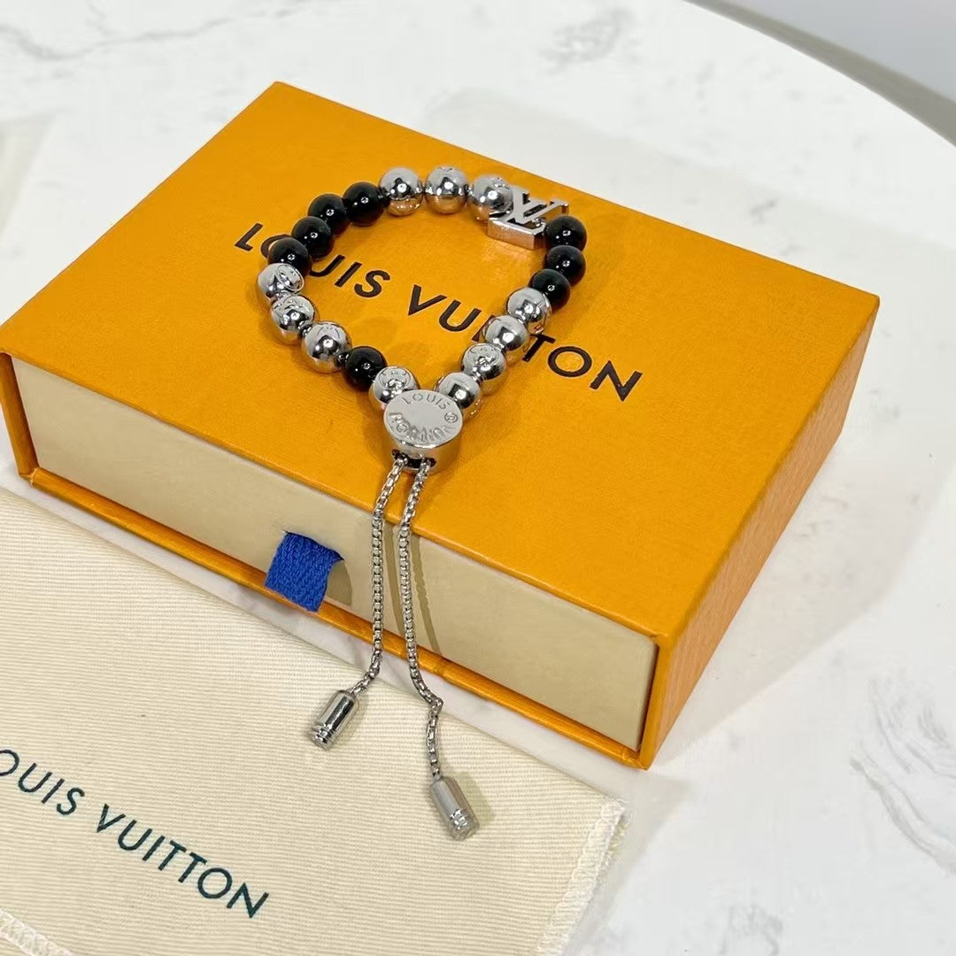 New bracelet bracelet