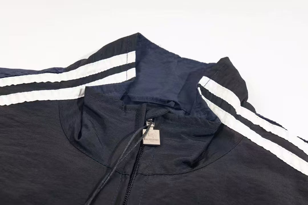 Color blocked striped set