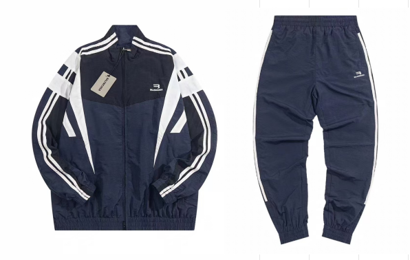 Color blocked striped set