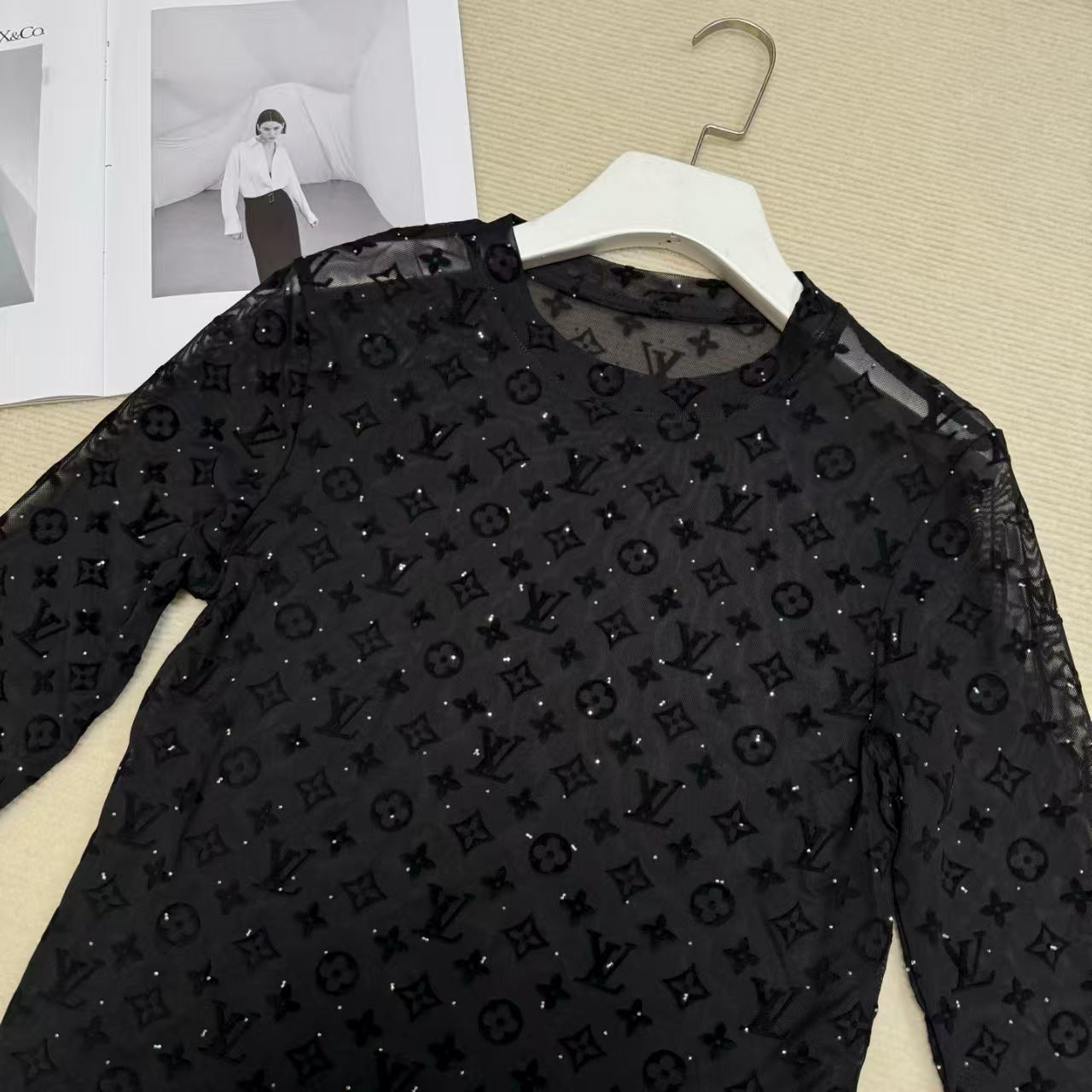 Perspective mesh top