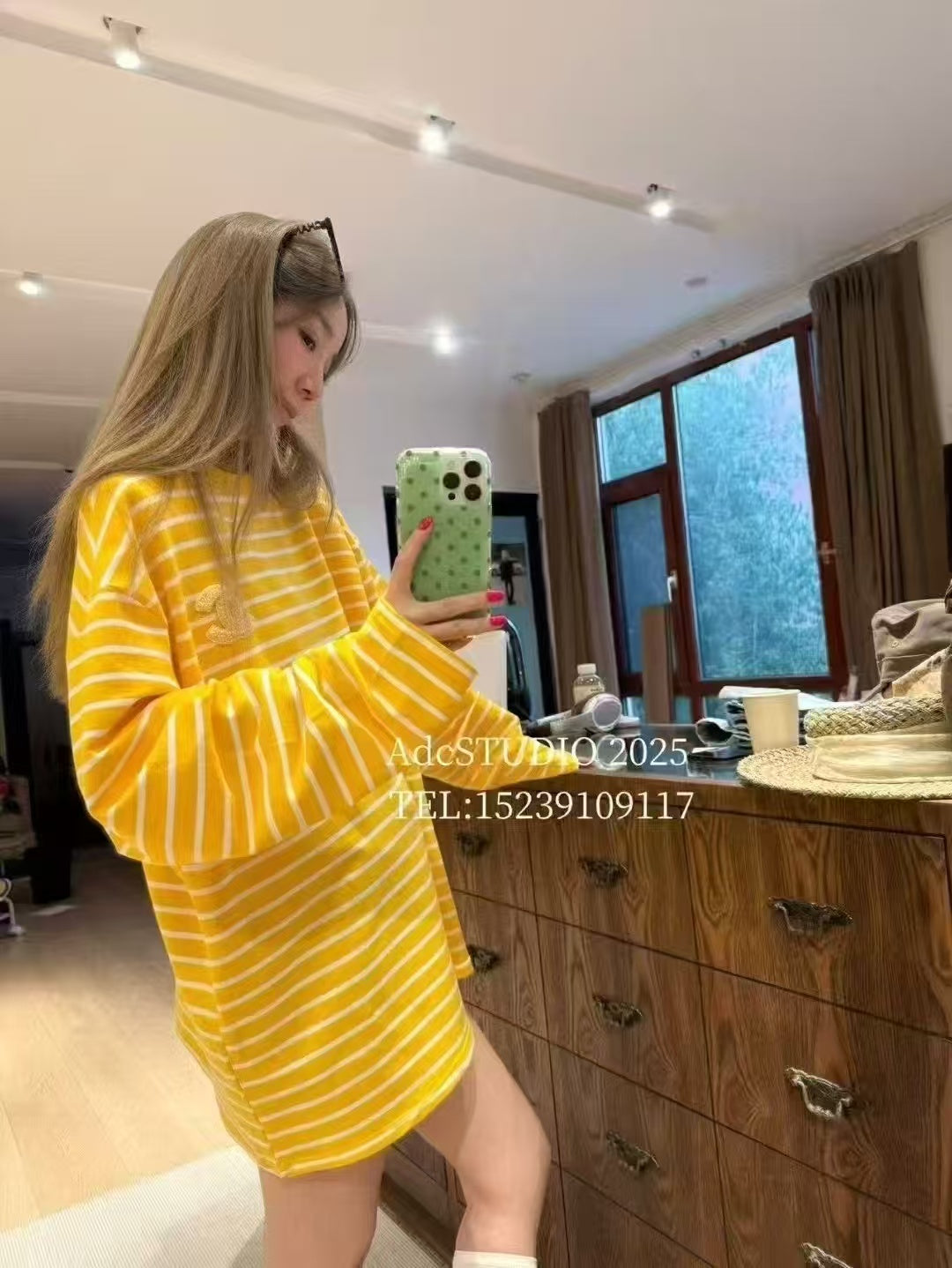 Small label long sleeved T-shirt
