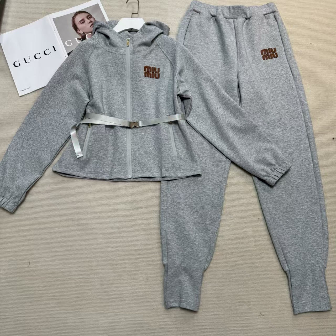 New sports style set