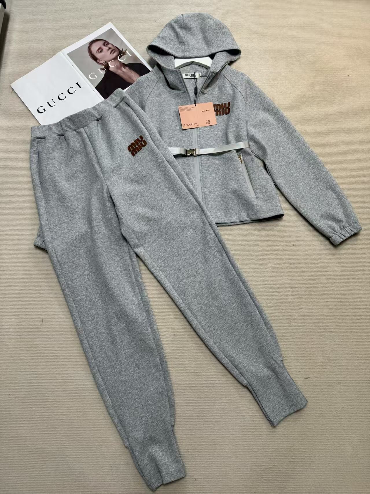New sports style set