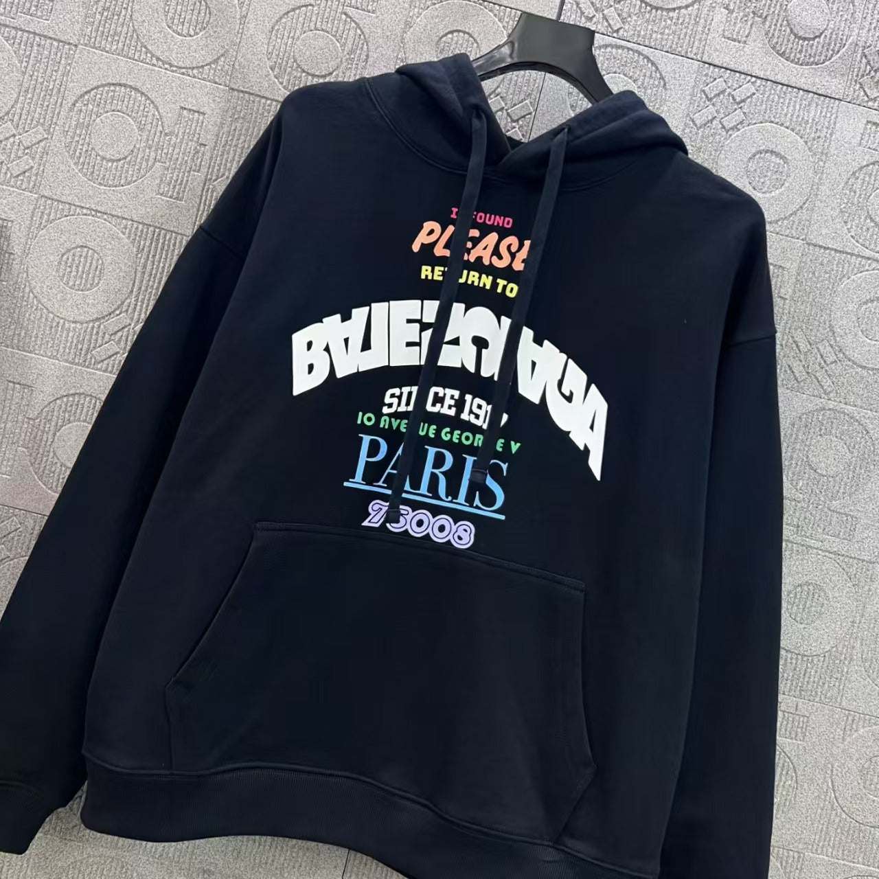 Classic color reverse letter printing technique