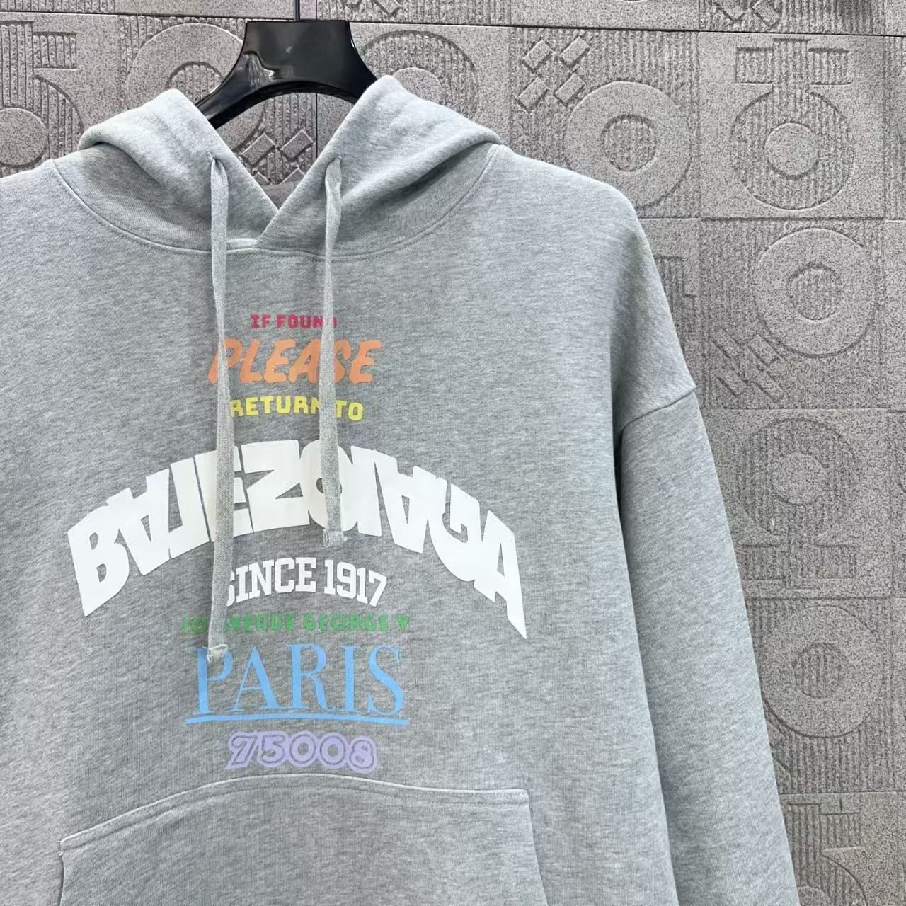 Classic color reverse letter printing technique