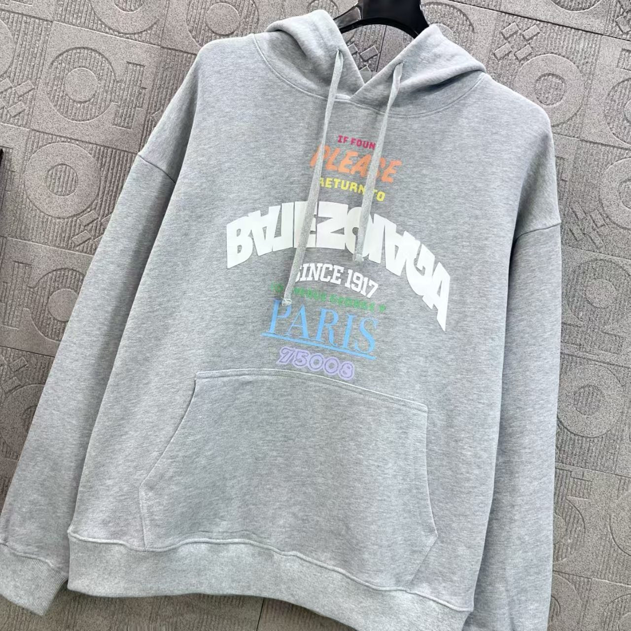 Classic color reverse letter printing technique