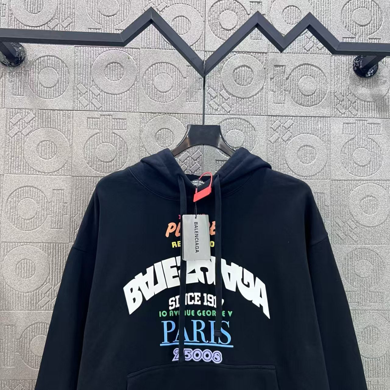 Classic color reverse letter printing technique