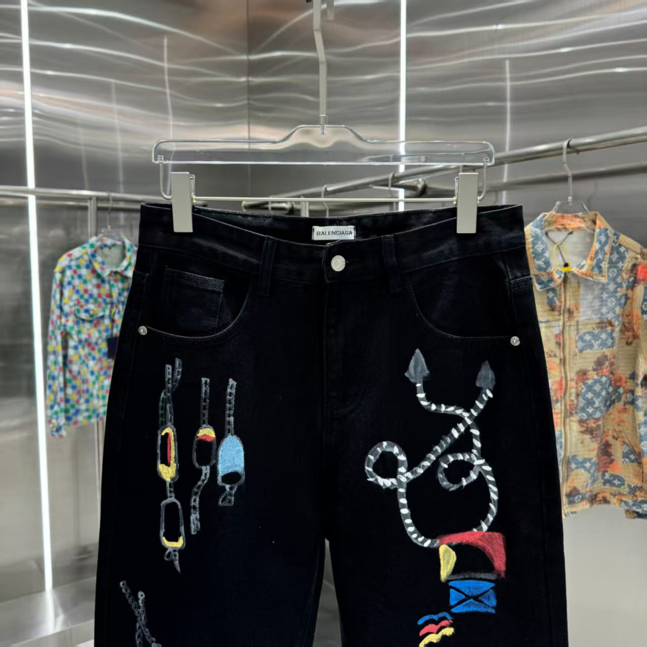 Full of letters spray straight leg jeans