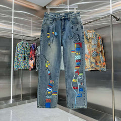 Full of letters spray straight leg jeans