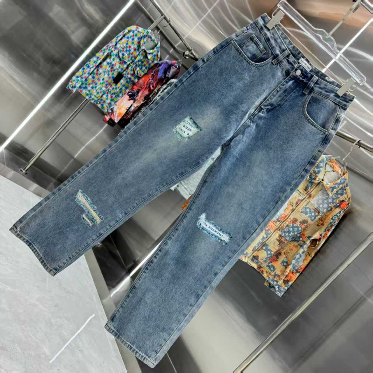 Ripped letter straight leg jeans