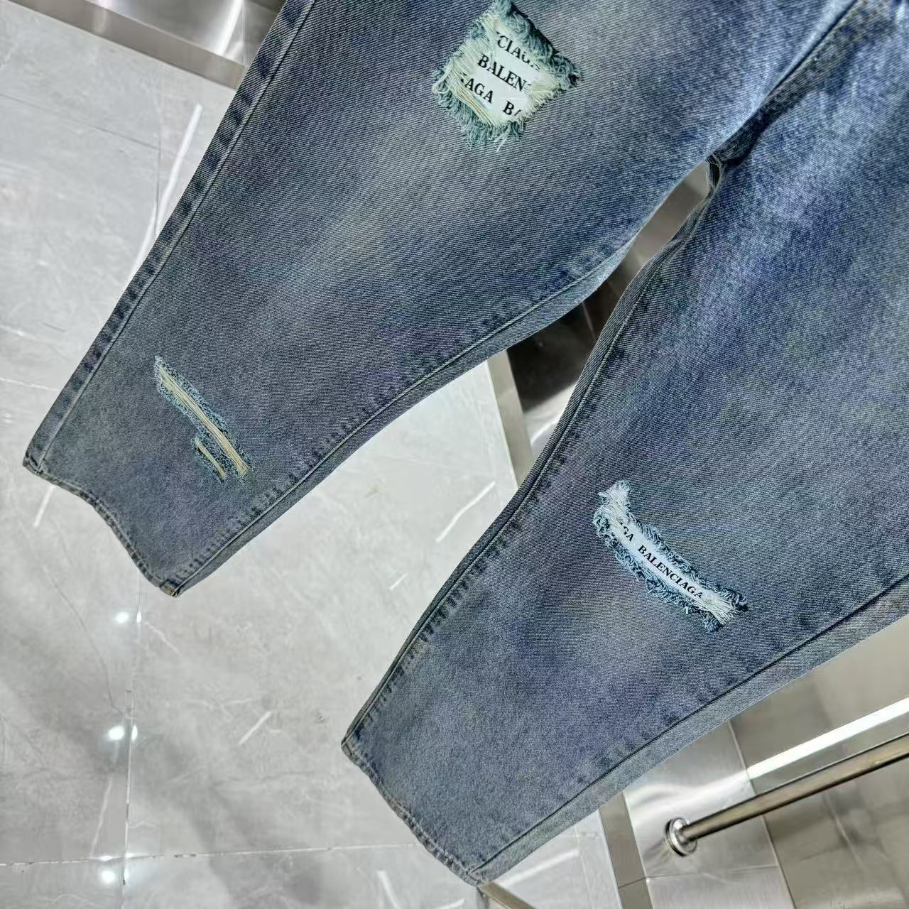 Ripped letter straight leg jeans