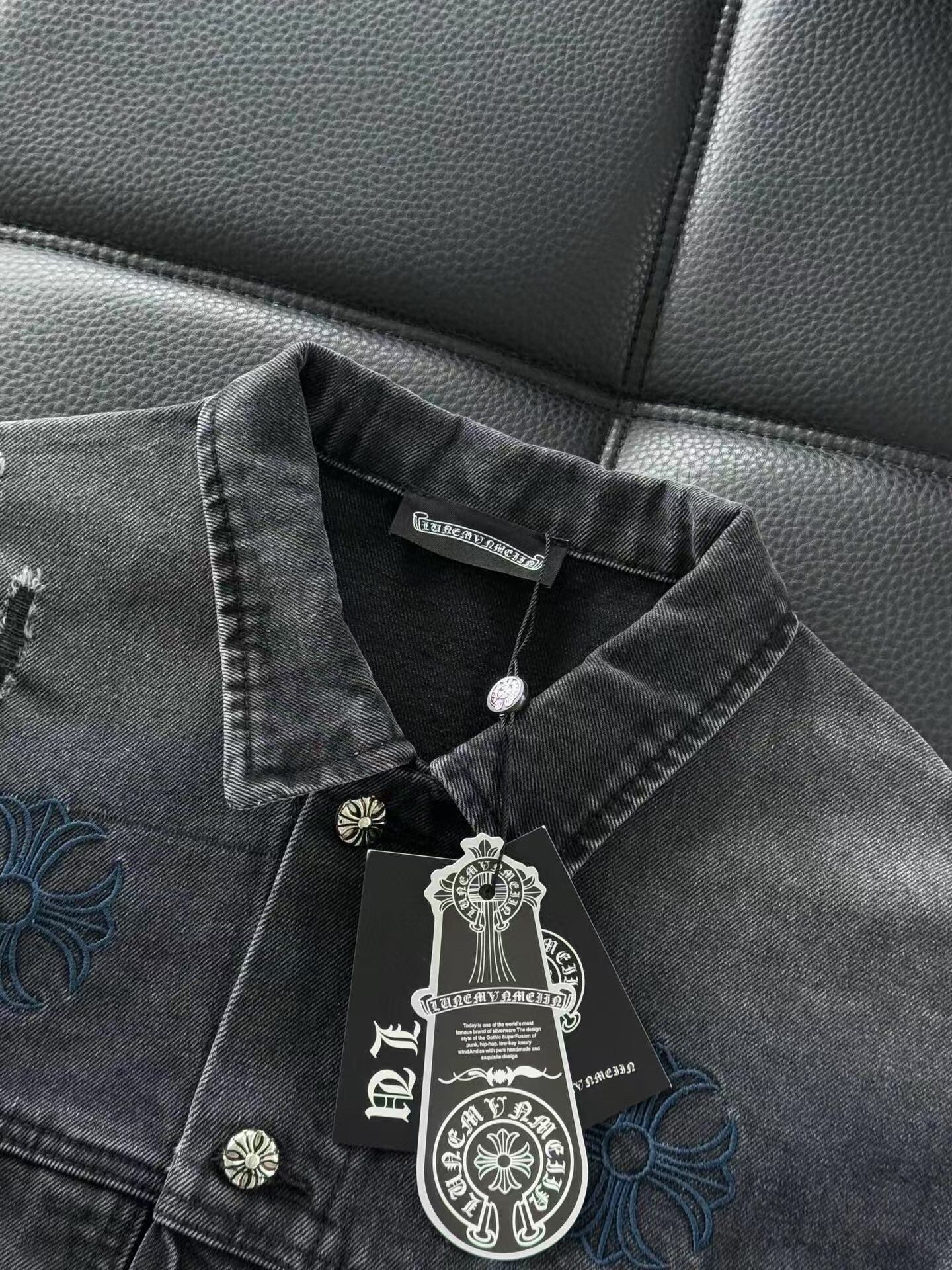 Embroidered patchwork denim jacket