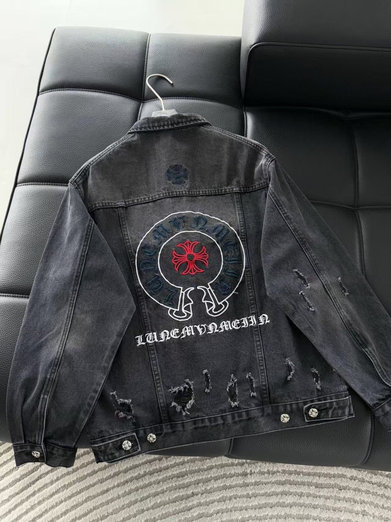 Embroidered patchwork denim jacket