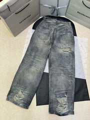 Destruction of denim pants