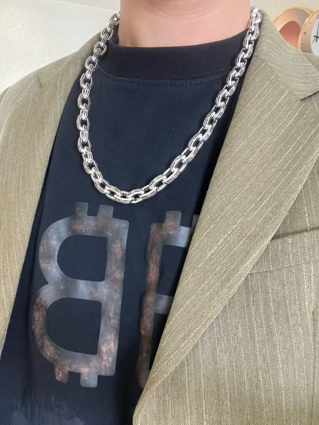 Vintage style necklace
