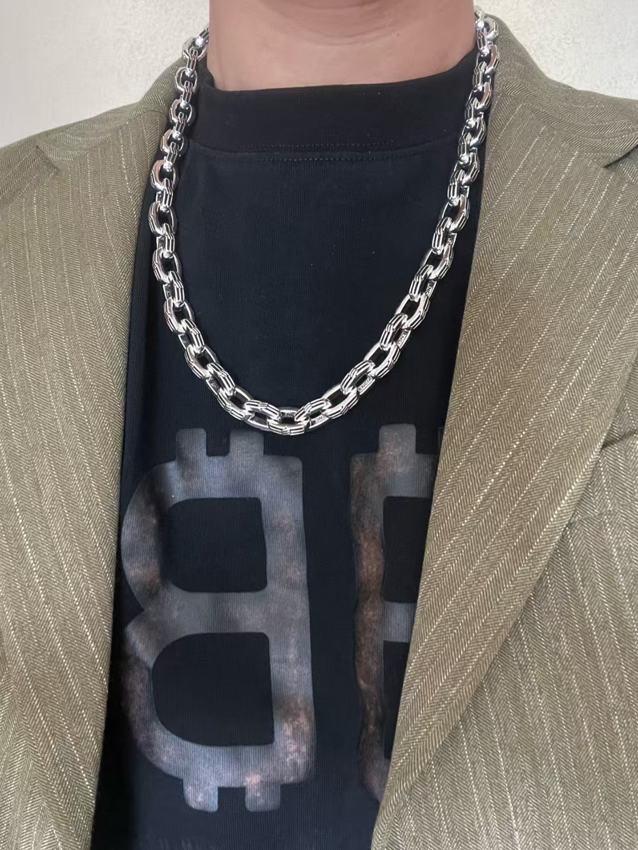 Vintage style necklace
