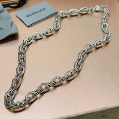 Vintage style necklace