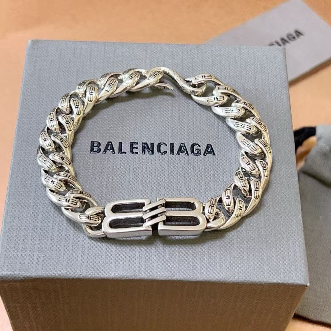 Vintage new minimalist bracelet