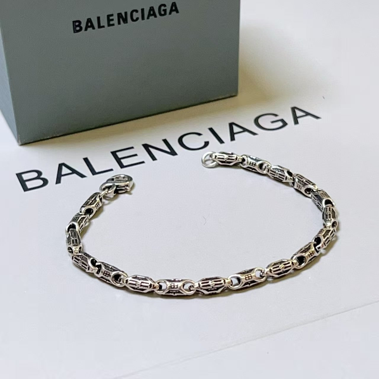 Simple Bracelet