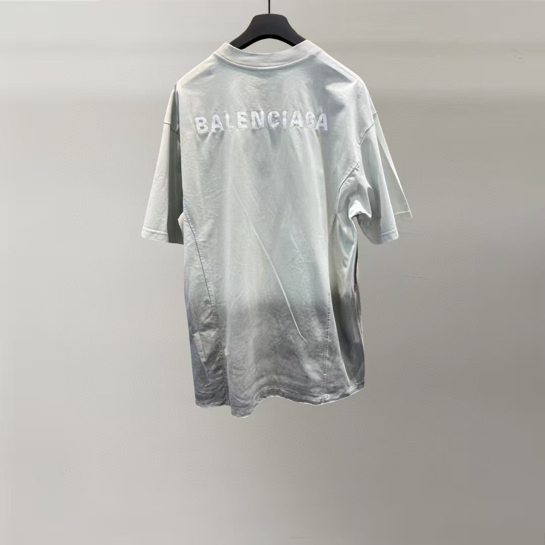 Embroidered patchwork short sleeved shirt