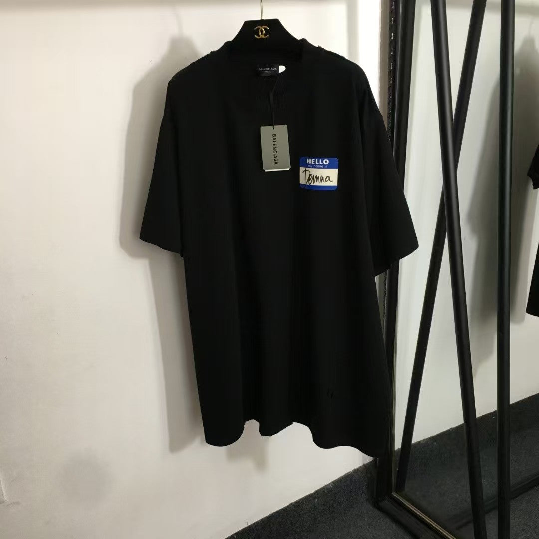 Casual short sleeved loose fit T-shirt