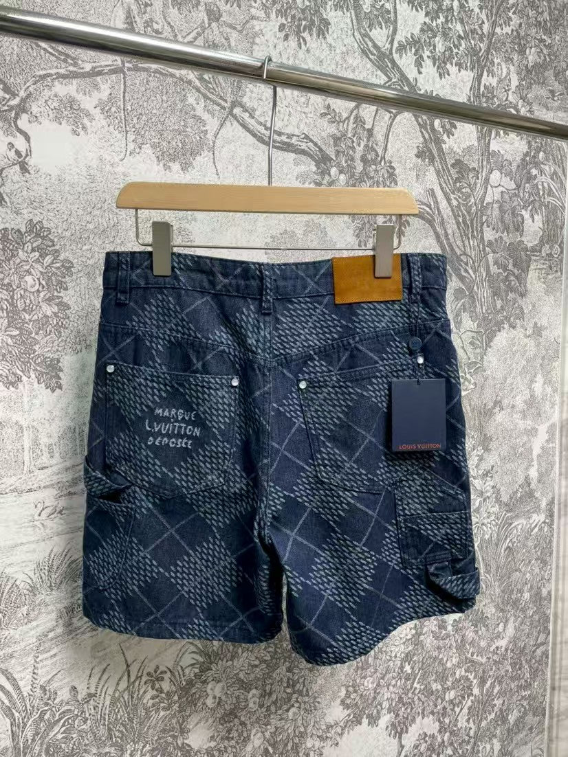 Checkered denim shorts