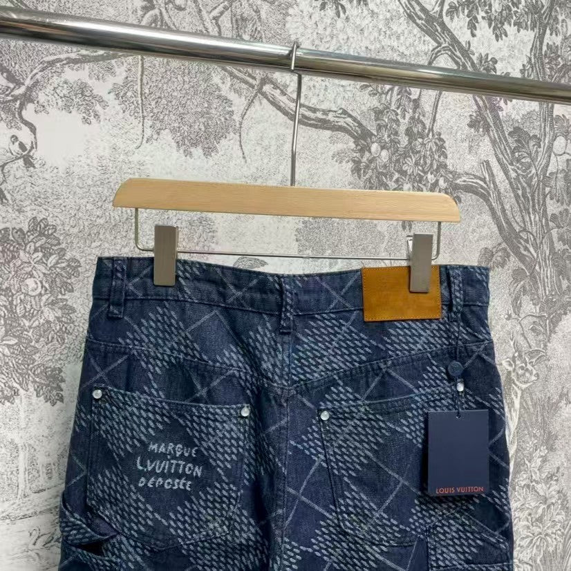 Checkered denim shorts