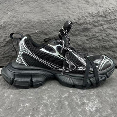 Black and white mesh sports shoes
