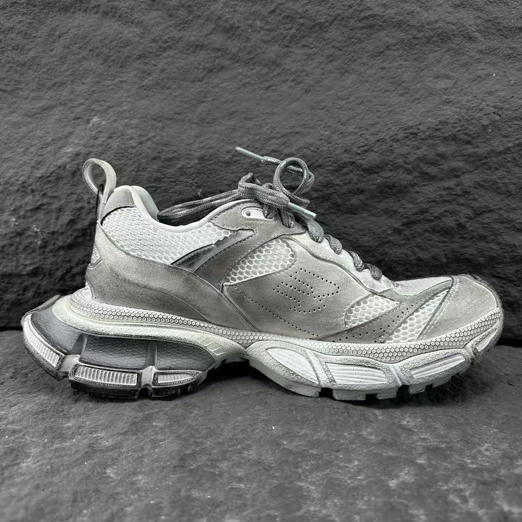 Men's and women's sports shoes
