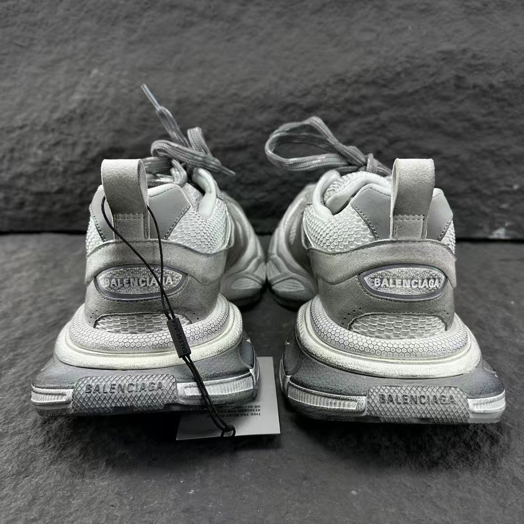 Men's and women's sports shoes