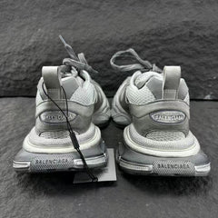 Men's and women's sports shoes