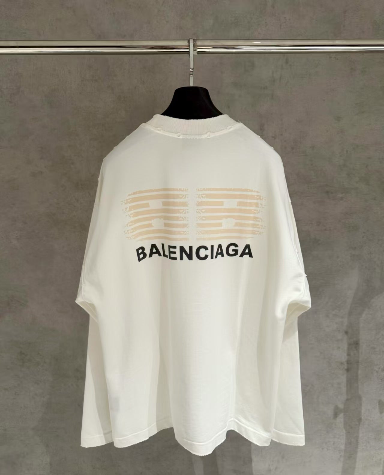 3D foam printed short sleeved T-shirt