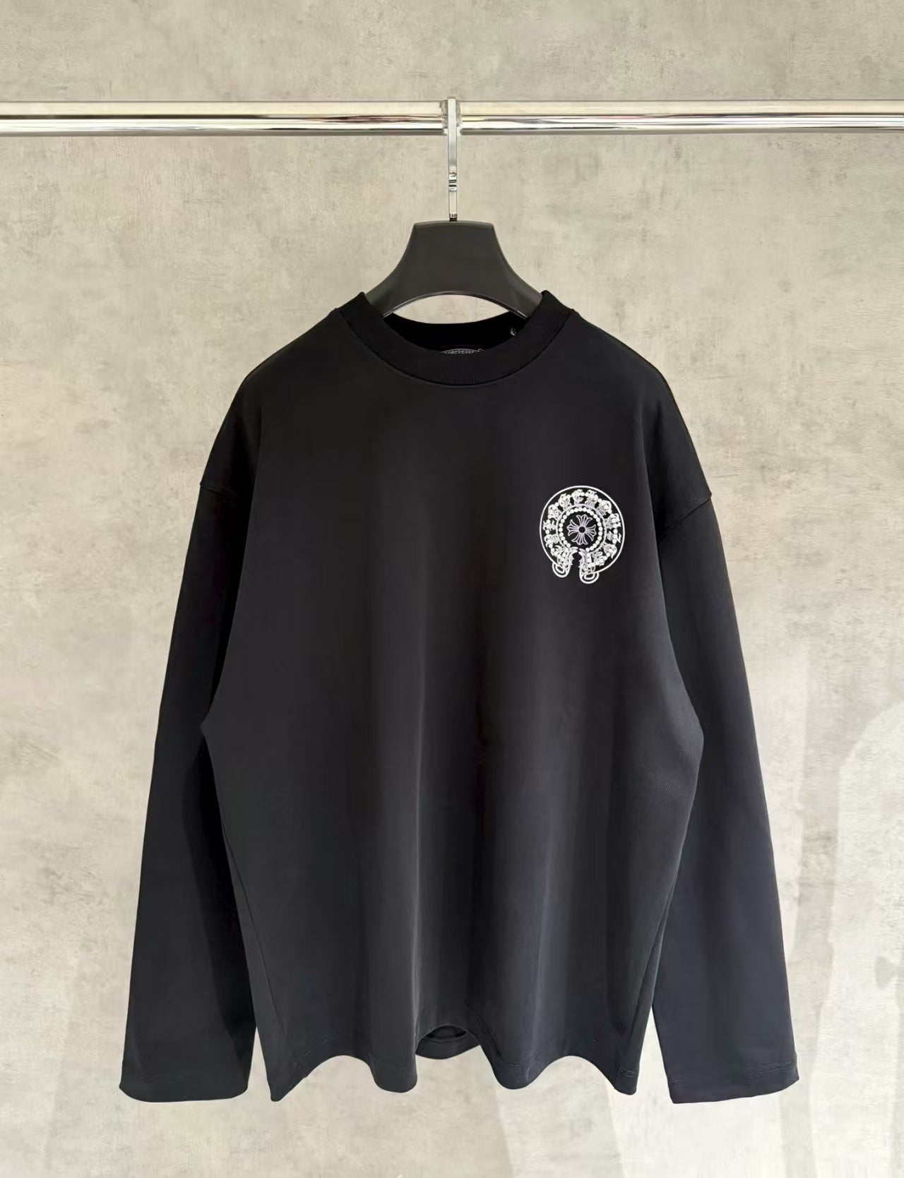 New long sleeved sweatshirt T-shirt