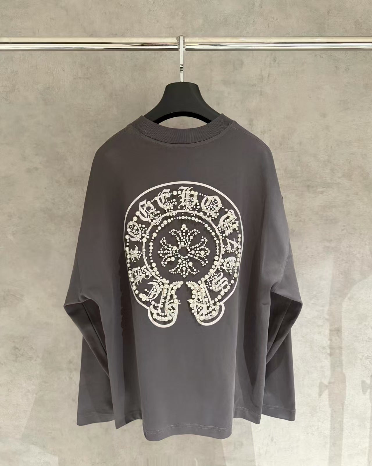 New long sleeved sweatshirt T-shirt
