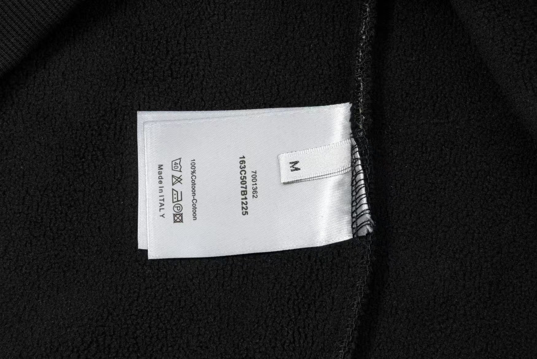 New fabric wiped pocket hoodie