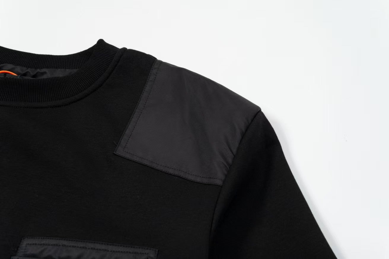 Pocket triangular sweatshirt
