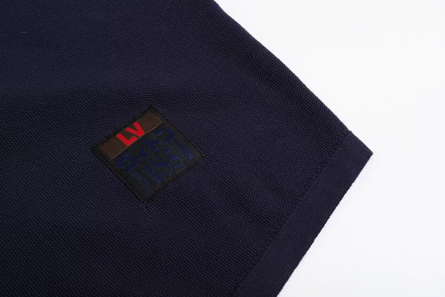 Knitted short baseball shirt