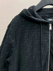 Hooded zipper sports long sleeved sweatshirt