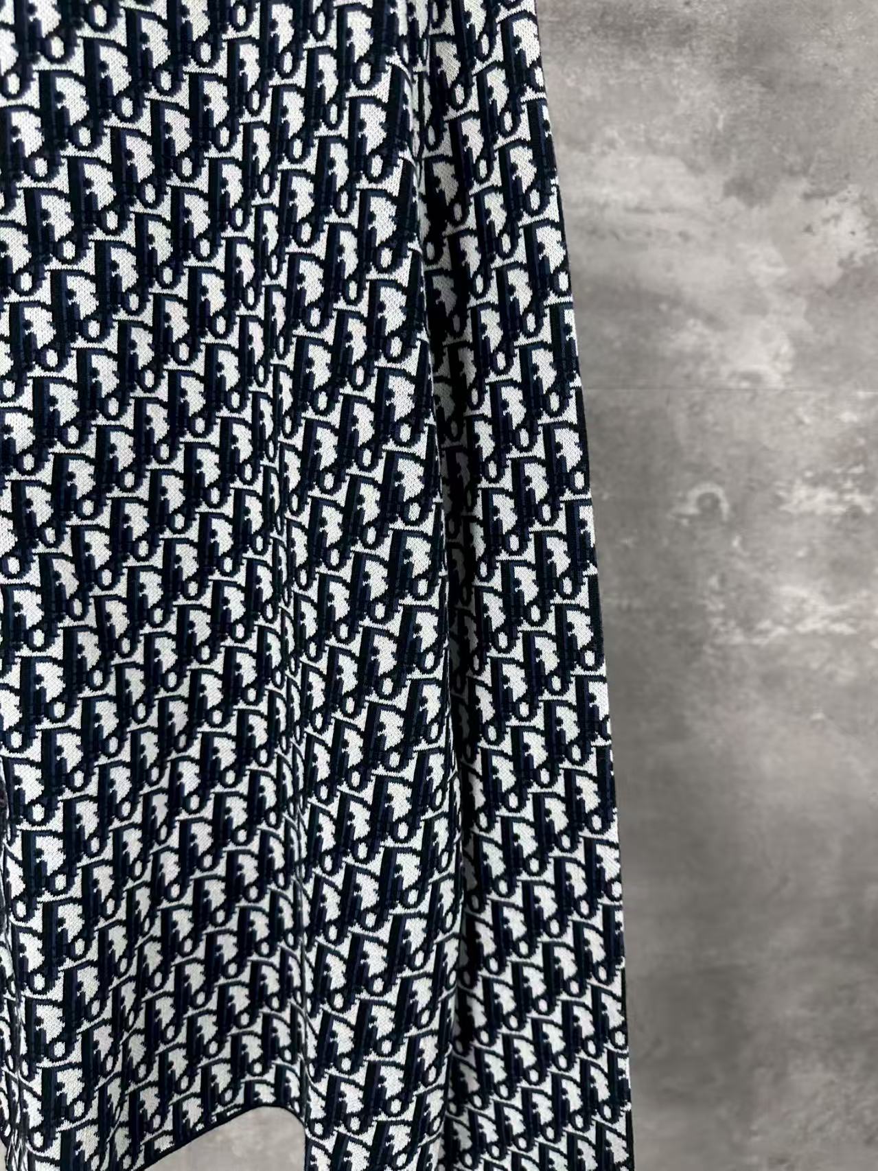 Vintage printed knitted shirt